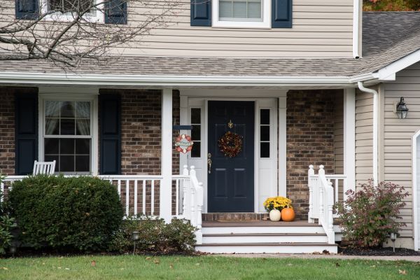 Cost of Front Deck Construction in Clayton